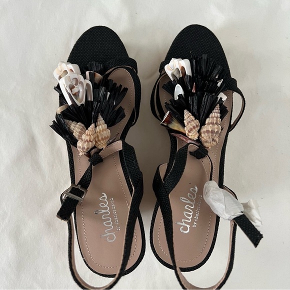 NEW Charles David Seashell Tassel Wedge Sandals 8.5 - Picture 3 of 9